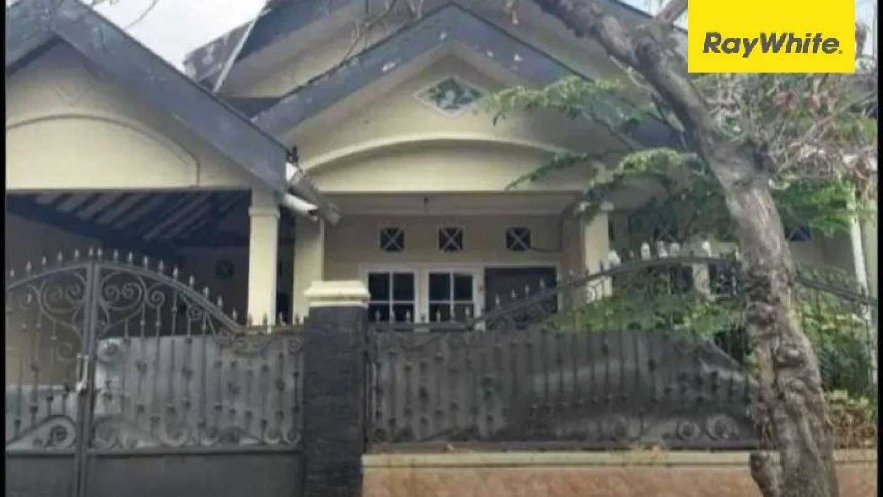 Dijual Rumah di Puri Lidah Kulon Surabaya Barat