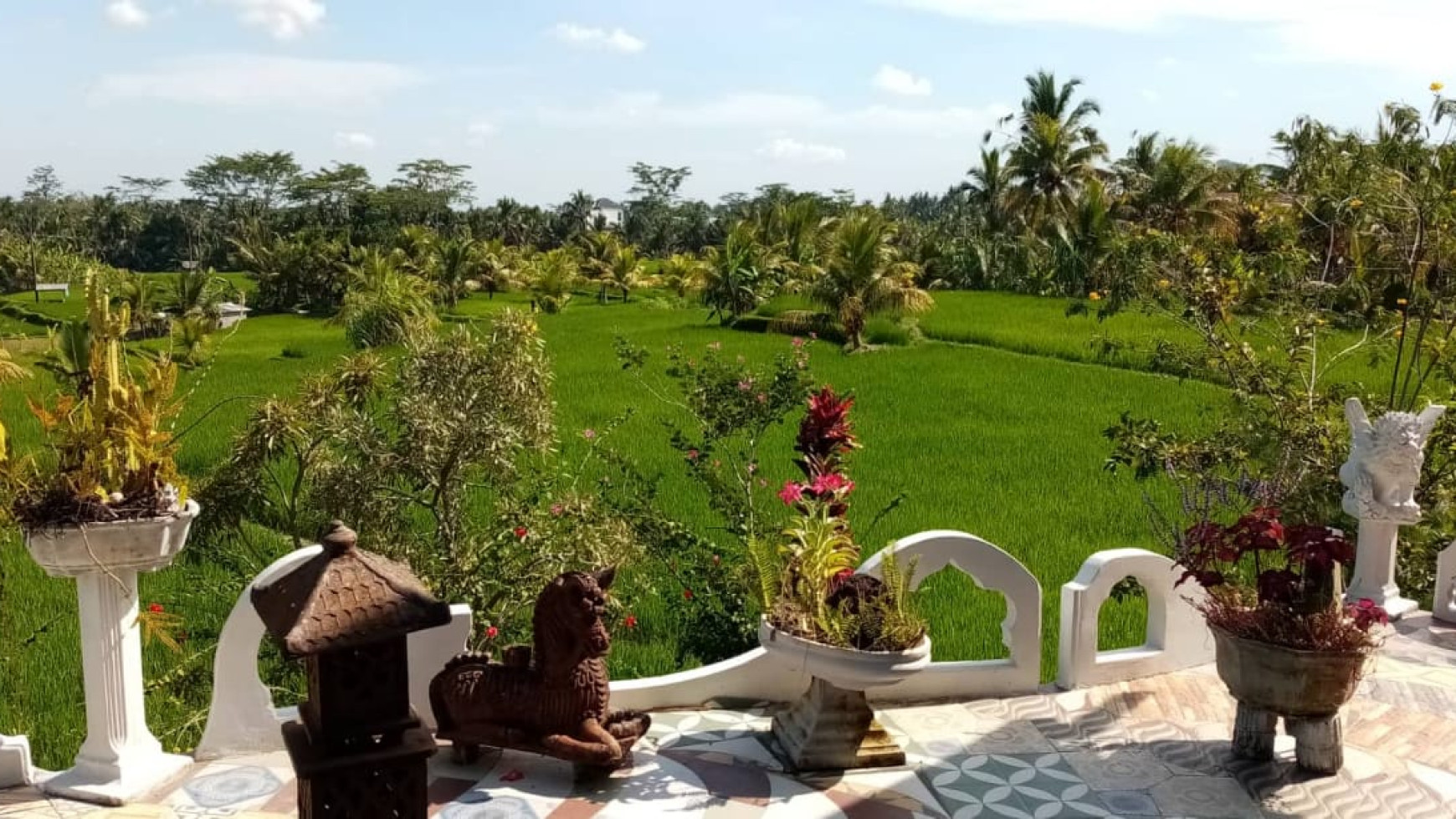 2 Bedroom Joglo Villa On 200 sqm of Leasehold Land with Amazing View For Sale, Located 15 Minutes From Ubud Center
