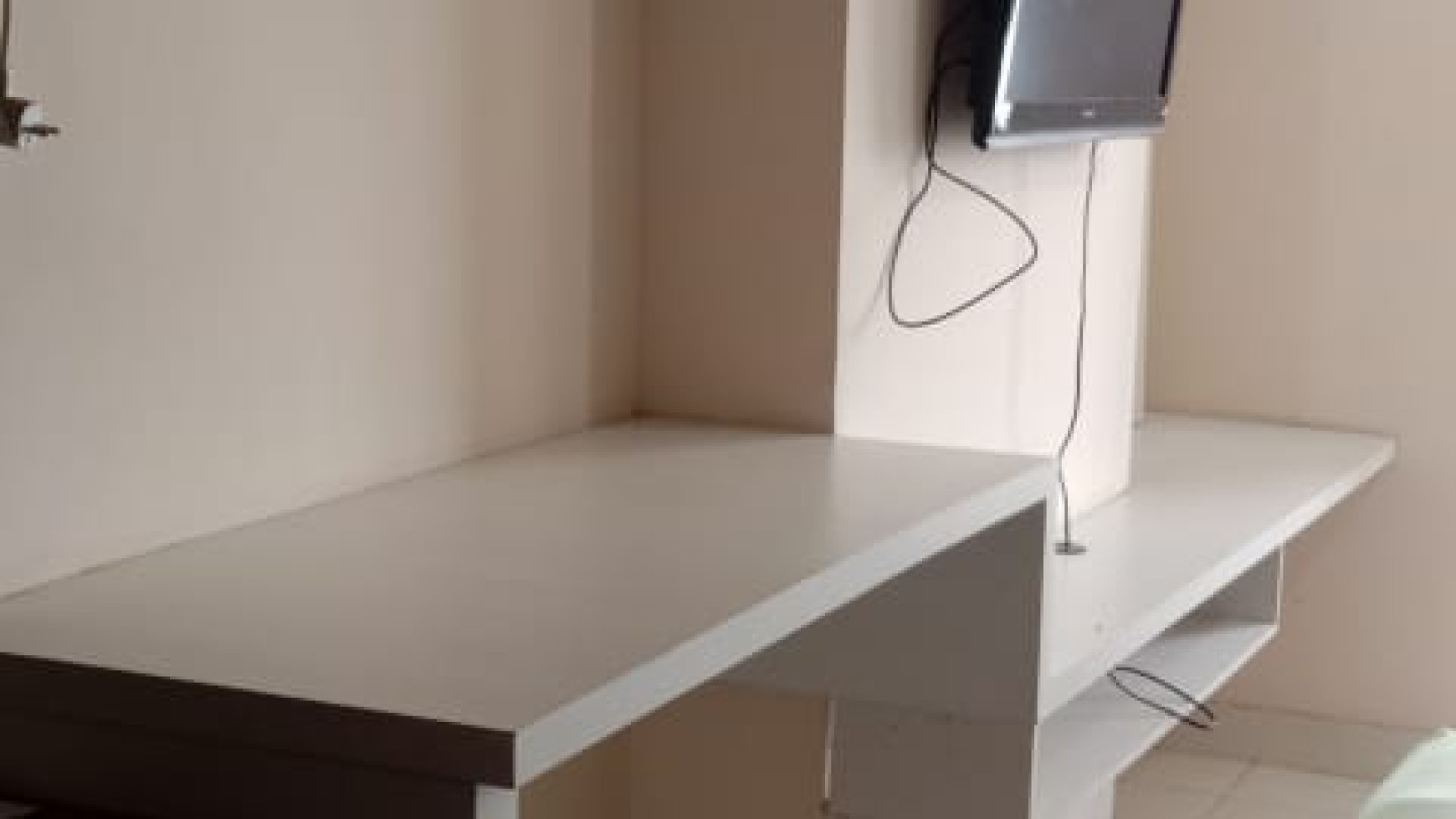 1 UNIT APARTEMEN DI JL RAYA JATINANGOR SUMEDANG JAWA BARAT