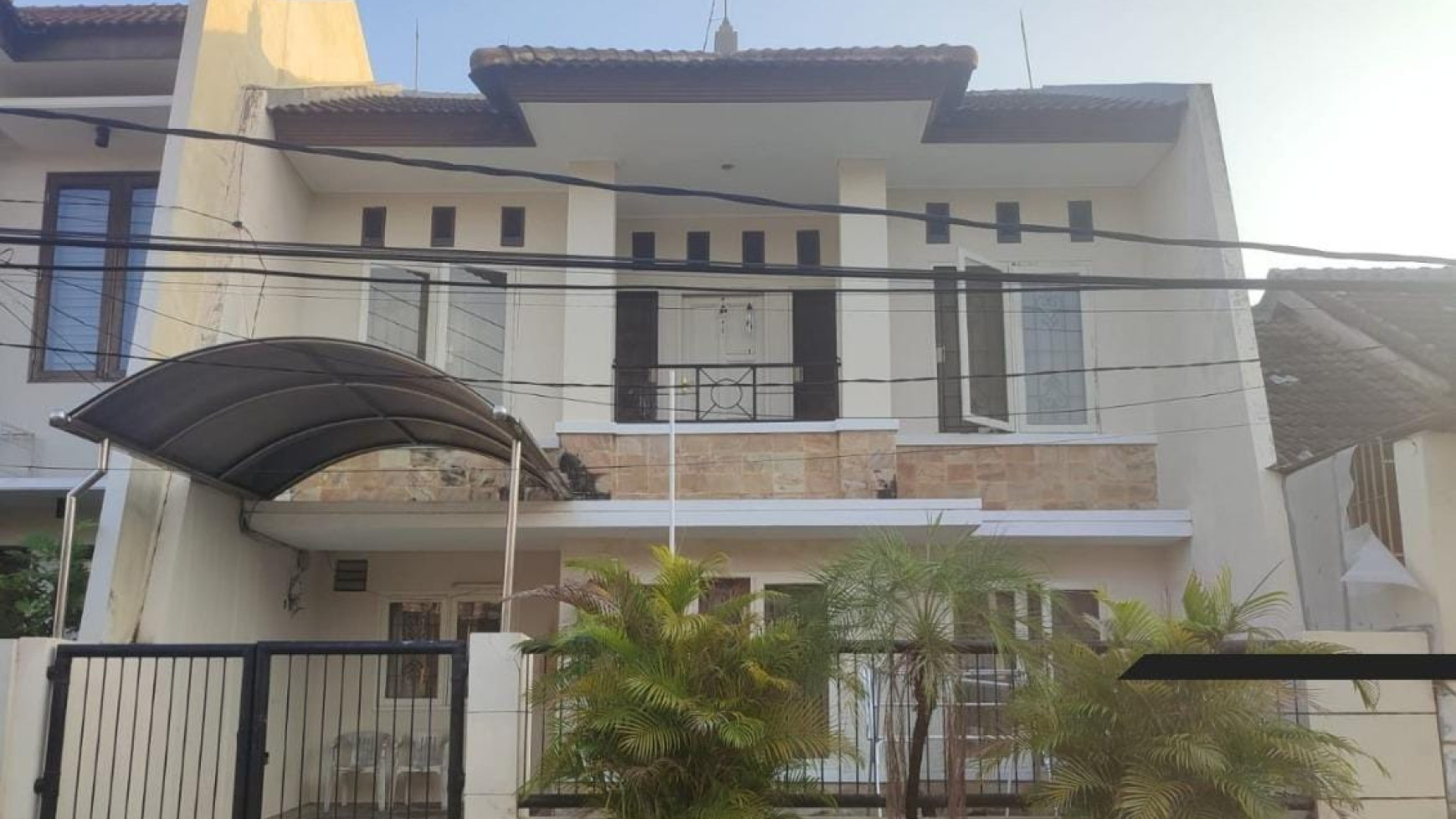 Dijual Murah Turun Harga Rumah 2 lantai di Mulyosari Surabaya