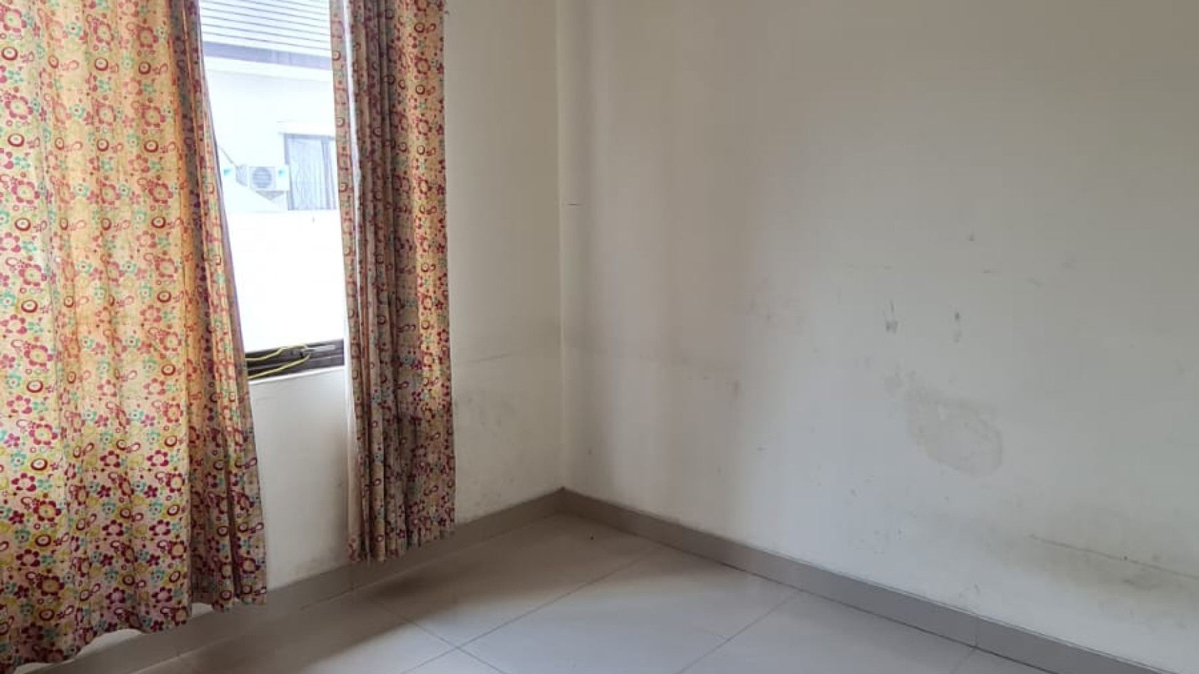 Rumah rapi illustria Eminent