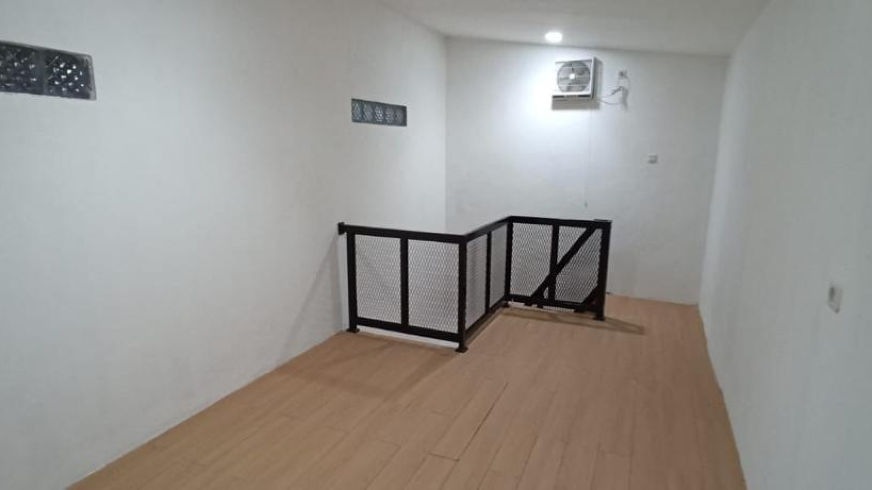 Dijual Rumah Baru Semi Furnished di Parung Panjang