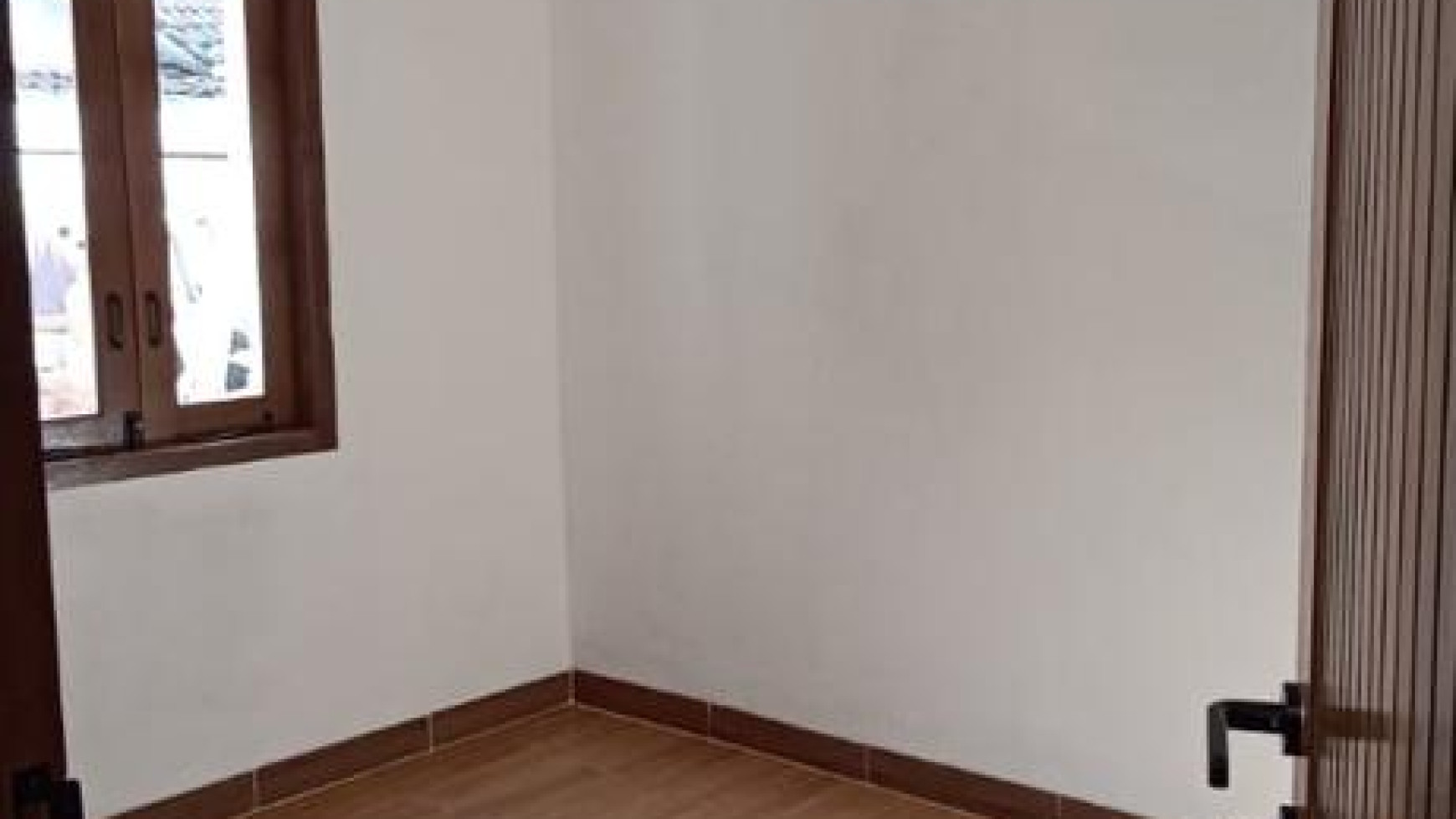 Dijual Rumah Baru Semi Furnished di Parung Panjang