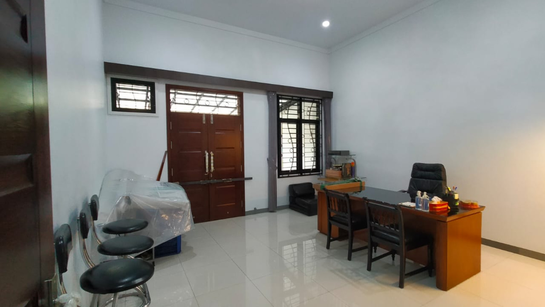 Rumah Mewah Full Furnished di Komplek Batununggal, Bandung