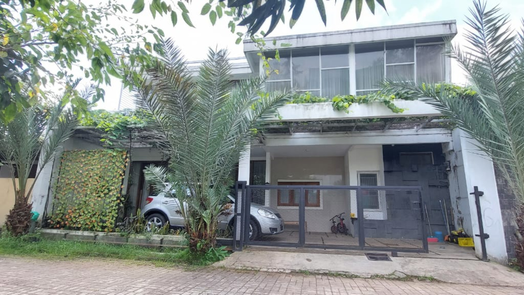 Rumah Minimalis Modern di Perumahan Damarmas, Patuha