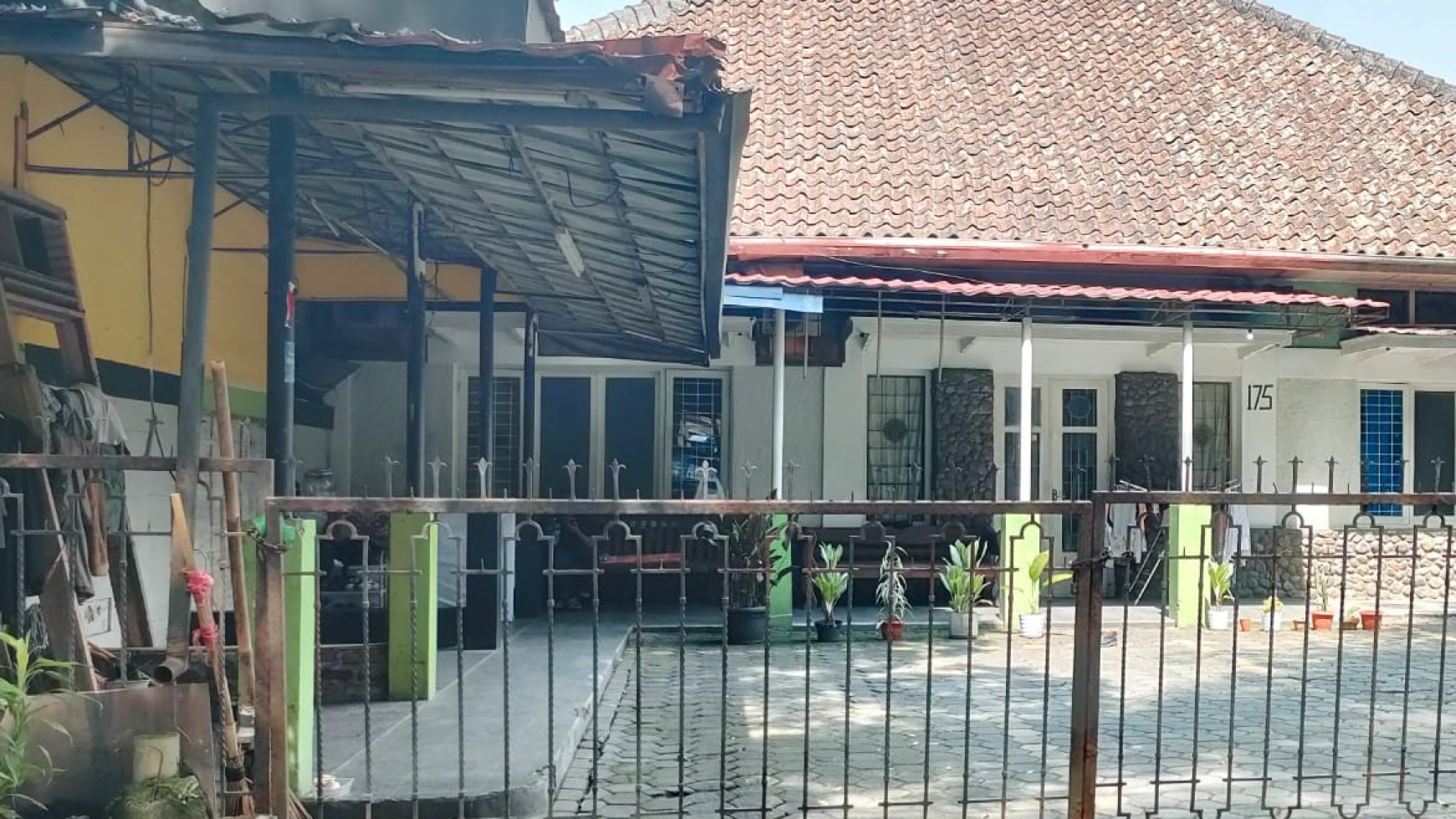 Rumah Cantik di Batununggal Elok