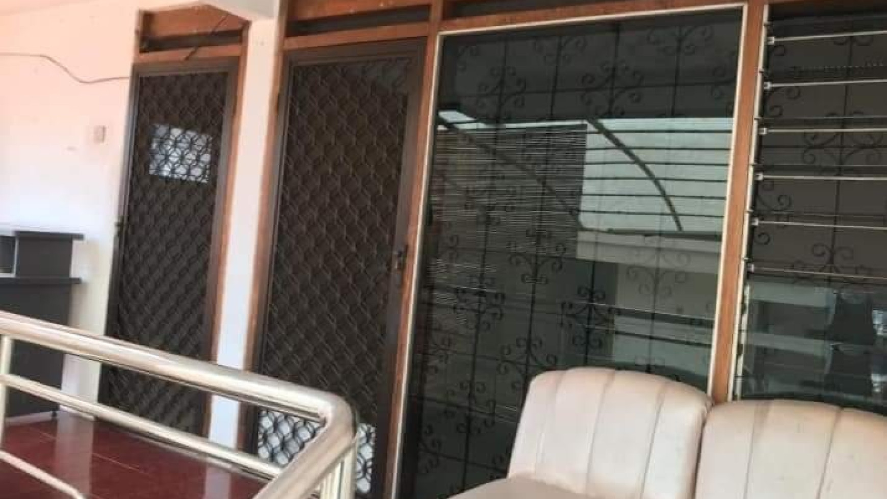 Dijual Rumah Dukuh Kupang Timur Surabaya - TerMURAH- LUAS - dekat Akses Jalan Tol , Universitas Wijaya Kusuma