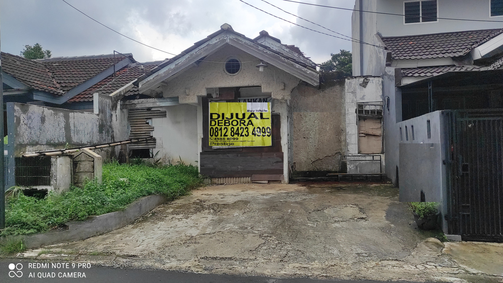 Dijual Rumah Tua Hitung tanah di BSD sektor Serpong, tangerang