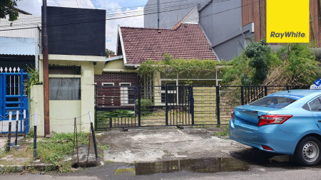 Dijual Rumah SHM Pusat Kota di Jalan Prapanca Darmo Surabaya