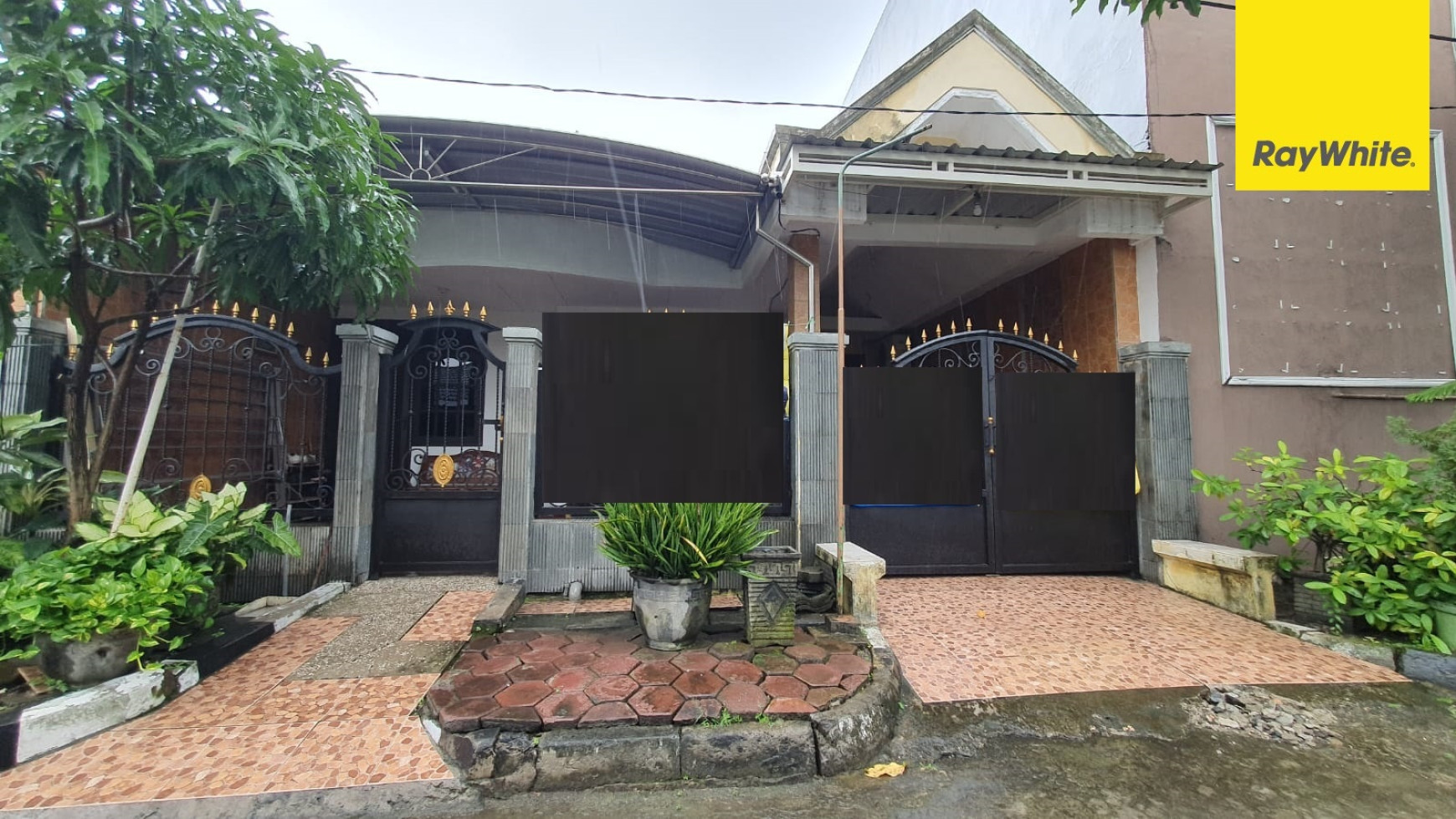 Dijual Rumah SHM di Lembah Harapan Surabaya Barat