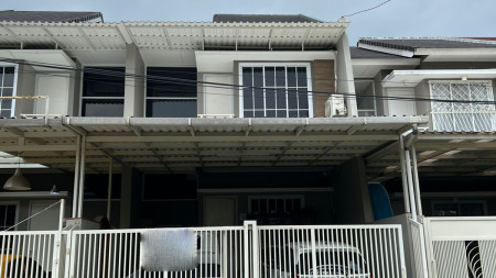 Rumah Bagus Di Regency Melati Mas BSD Tangerang Selatan