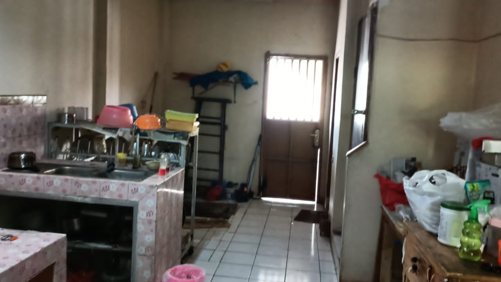 Ruko Siap Pakai Di Ruko Duta Gardenia , CIputat Tangerang Selatan