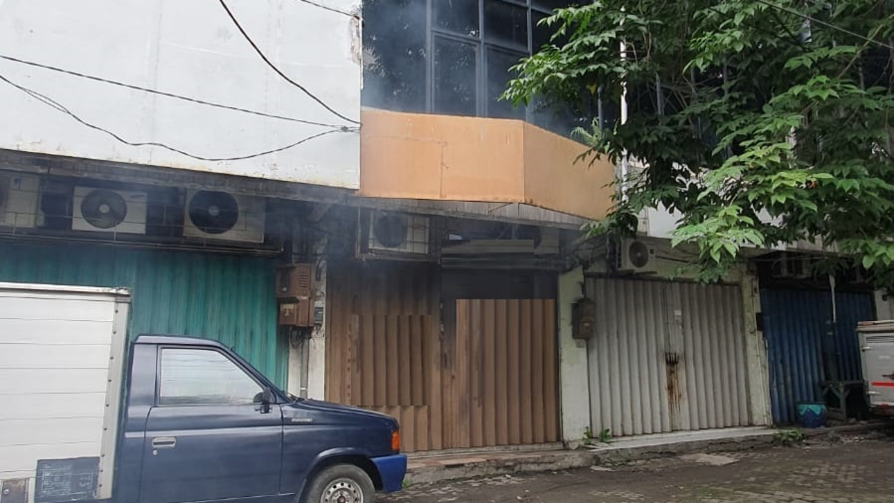 Dijual Ruko 4,5 lantai Strategis di Semut Megah Raya Surabaya