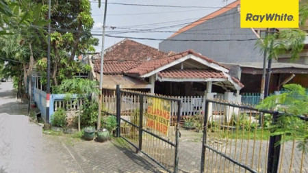 Dijual Rumah di Jalan Ikan Sumbal Perak Barat Surabaya