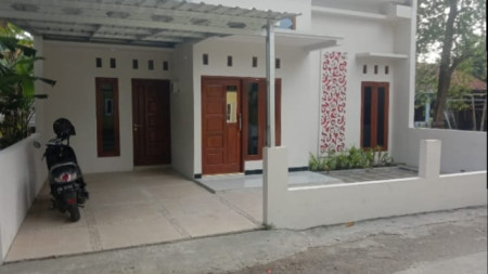 Rumah 3 Kamar Di Tamanan Banguntapan Bantul