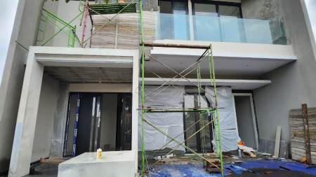 Dijual Rumah Citraland TerDEPAN dekat Pasar Modern , GWALK 