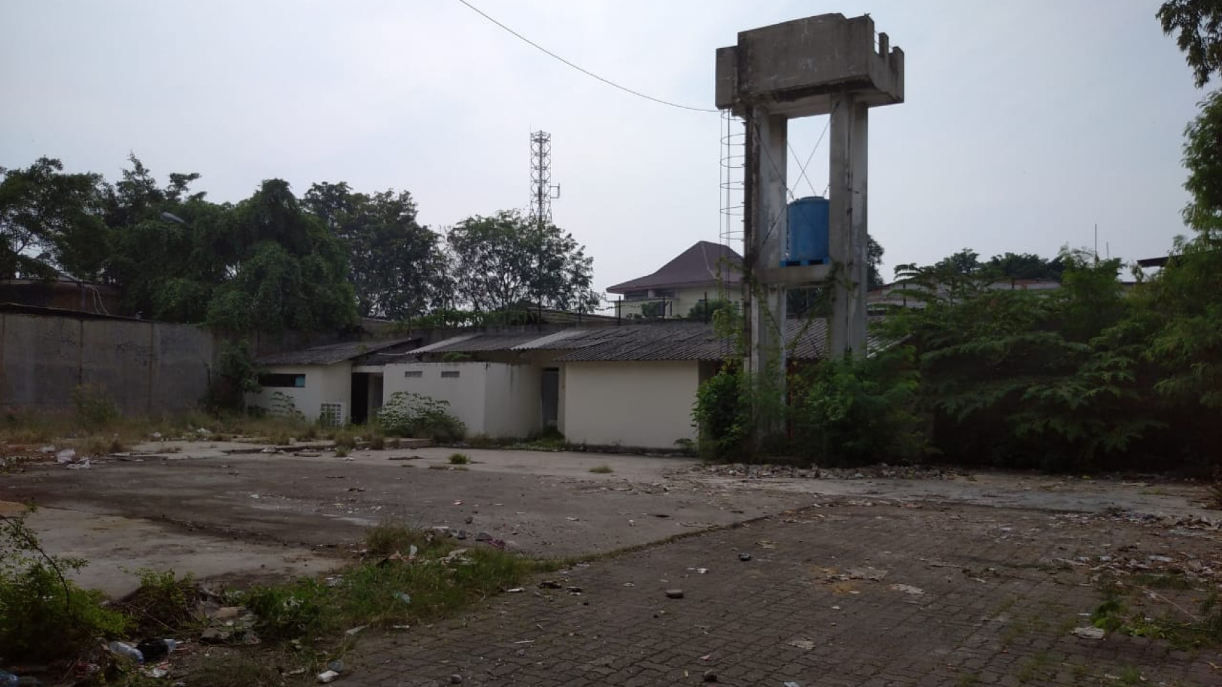 Disewa Gudang Tunggal Jarang Ada di Raya Bekasi Dekat Jiep