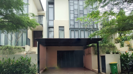 Jarang Ada. Rumah Mewah Navapark Lancewood, BSD