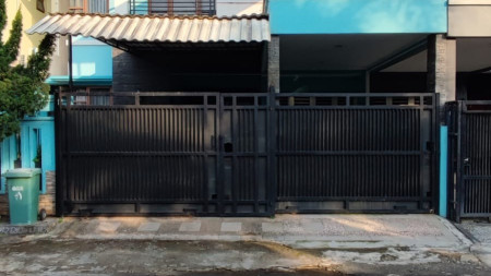 Best Price. Rumah 2 Lantai Di Villa Melati Mas Vista, BSD