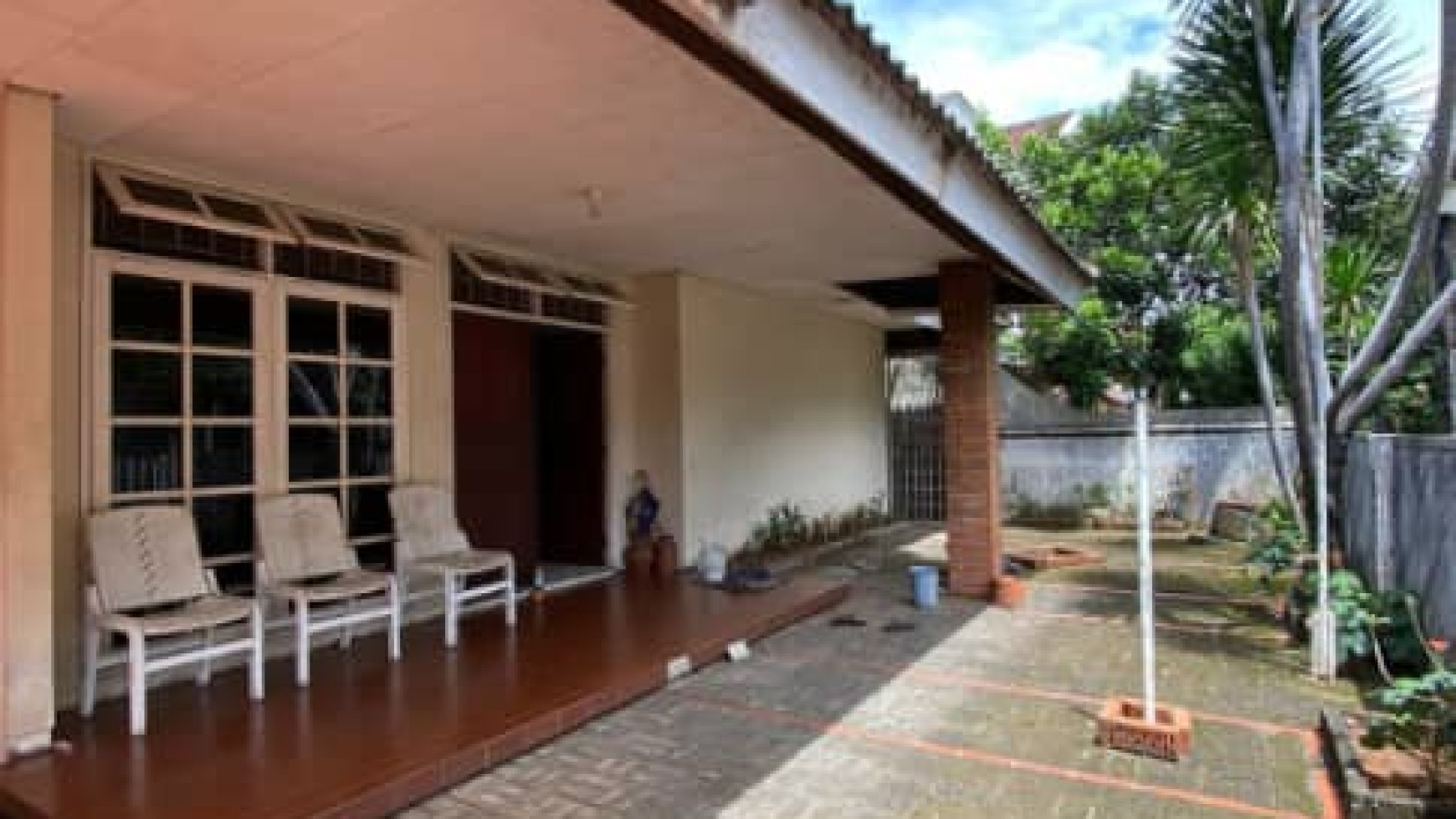 JUAL RUMAH DAERAH STRATEGIS LEBAK BULUS 4,6 ( Nego )