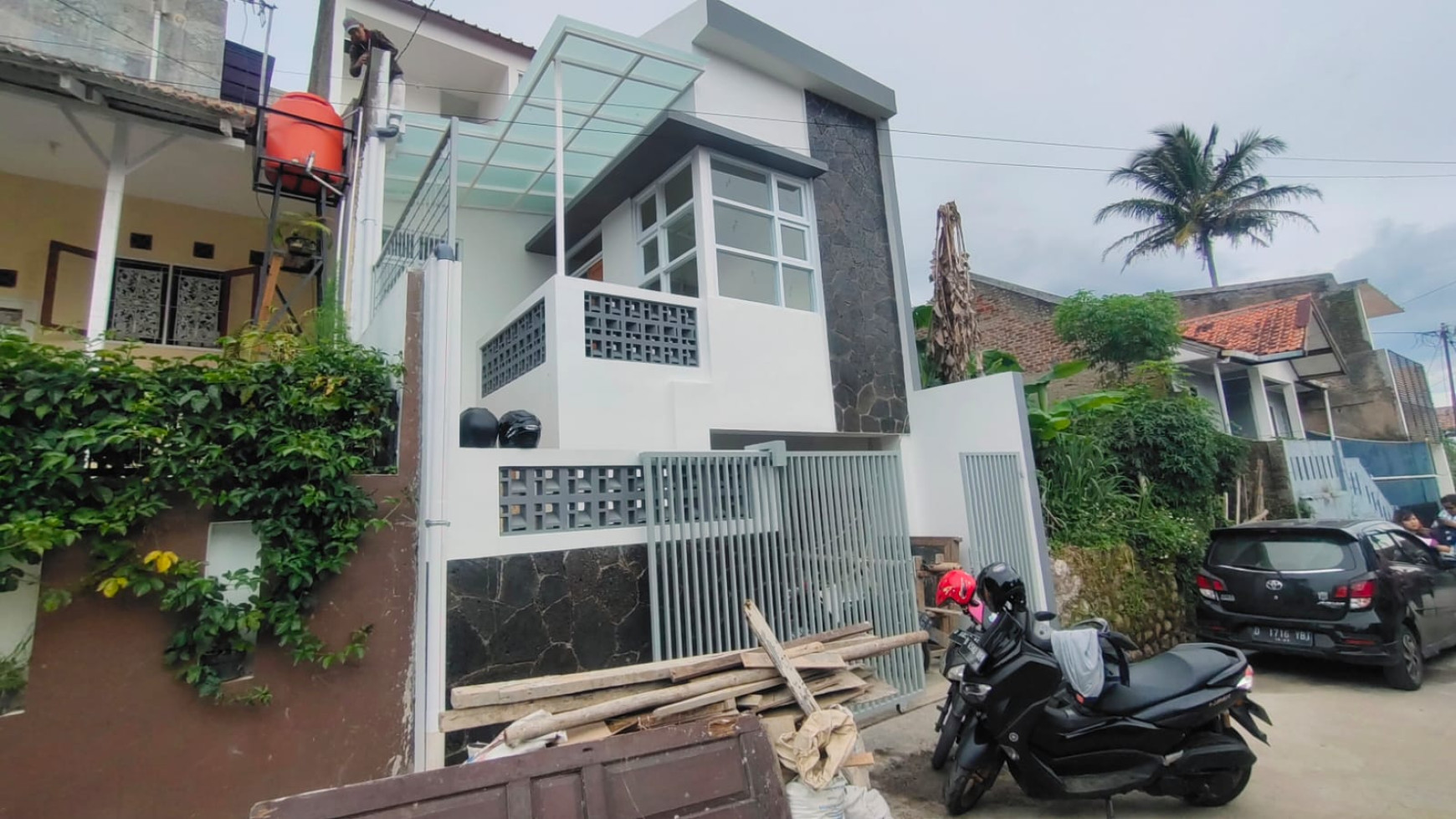 Rumah Baru Renovasi di Pondok Damai, Bandung