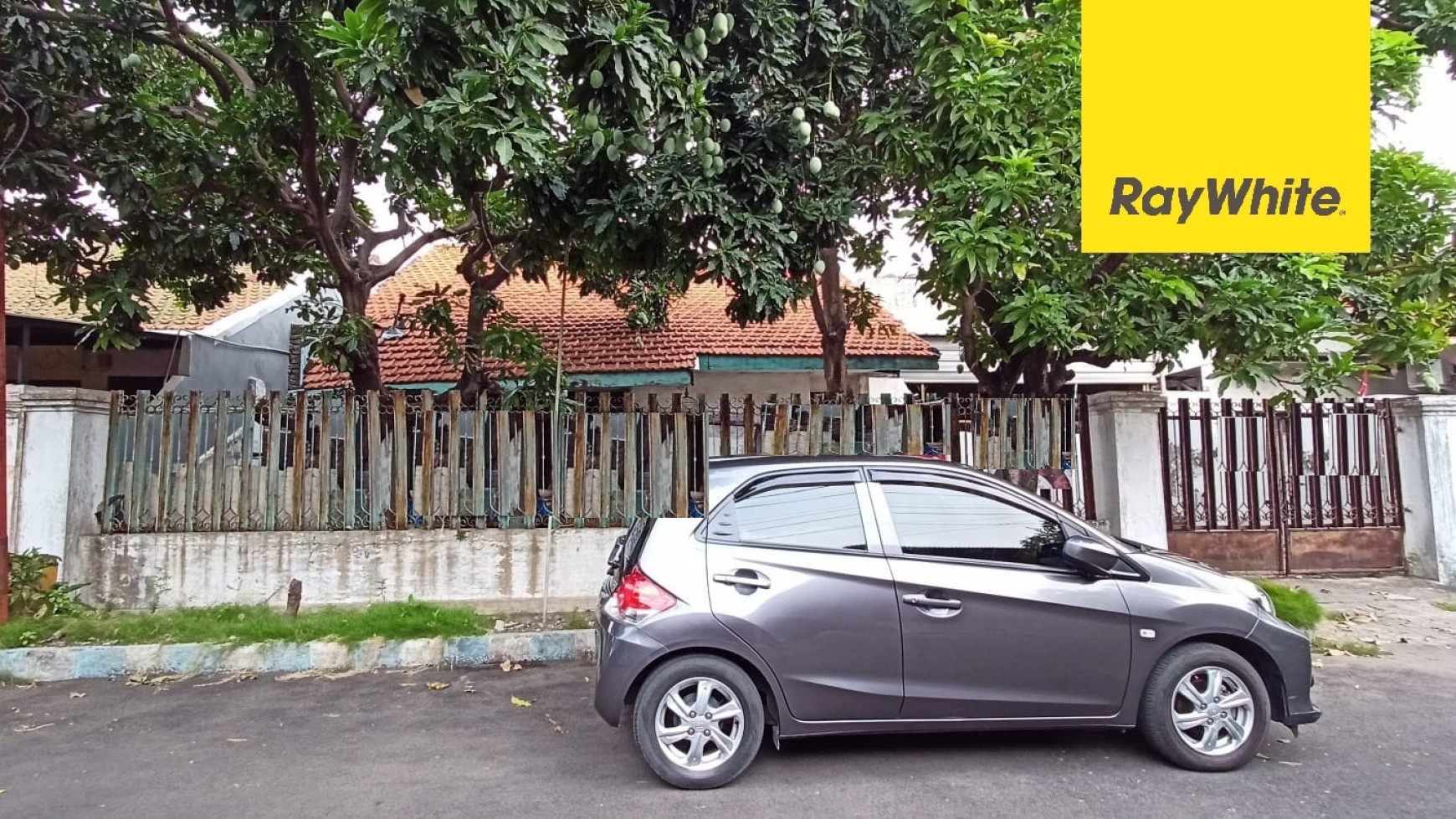 Rumah SHM di Medokan Asri Barat,Rungkut