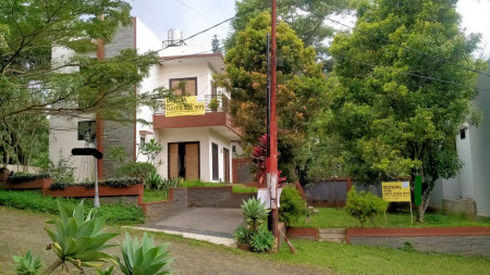 Rumah Asri & Terawat di Awiligar cluster Bale Dago