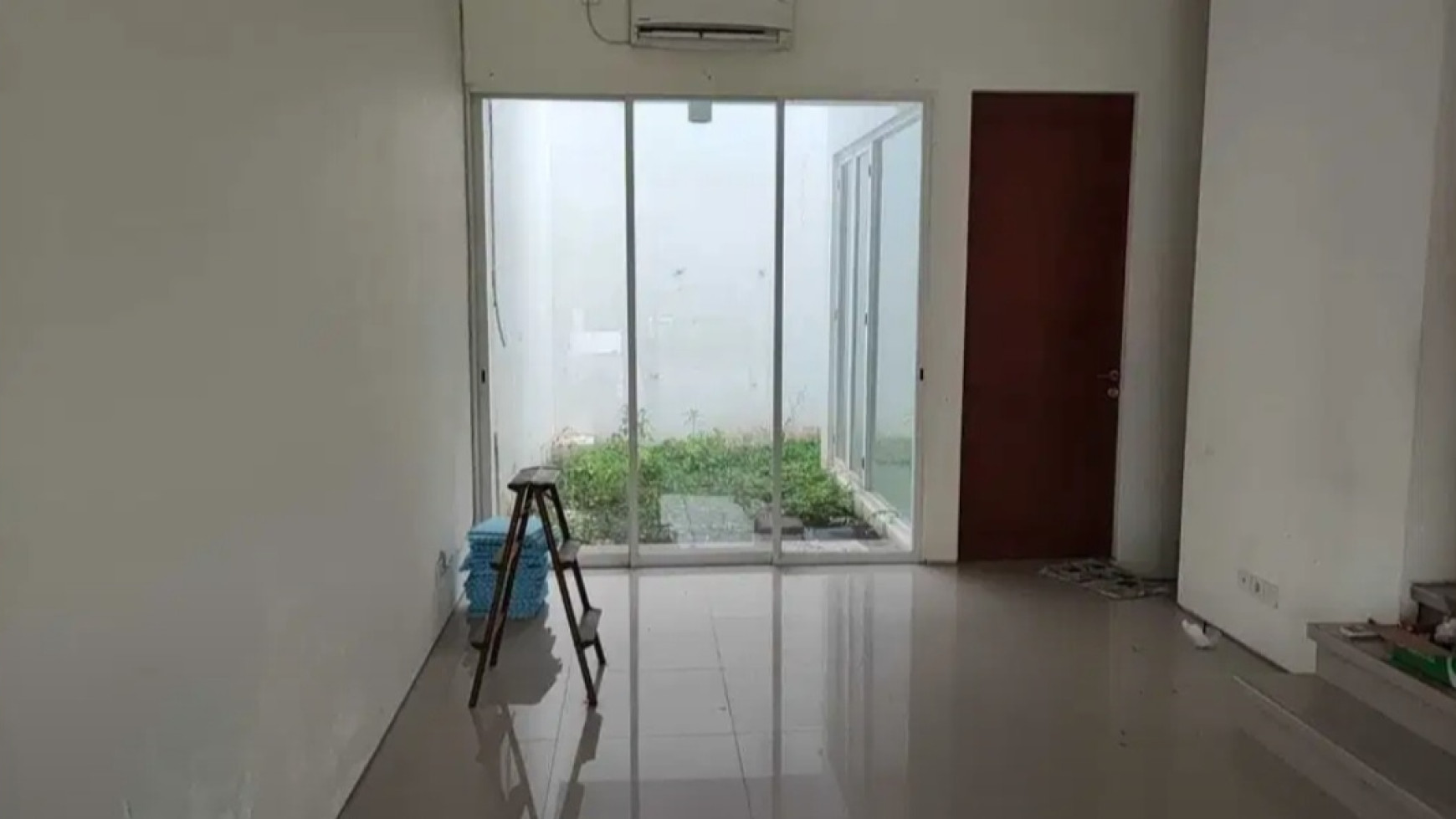 Dijual Rumah Royal Residence Hampton - Wiyung Surabaya- TerMURAH- Lokasi Bagus