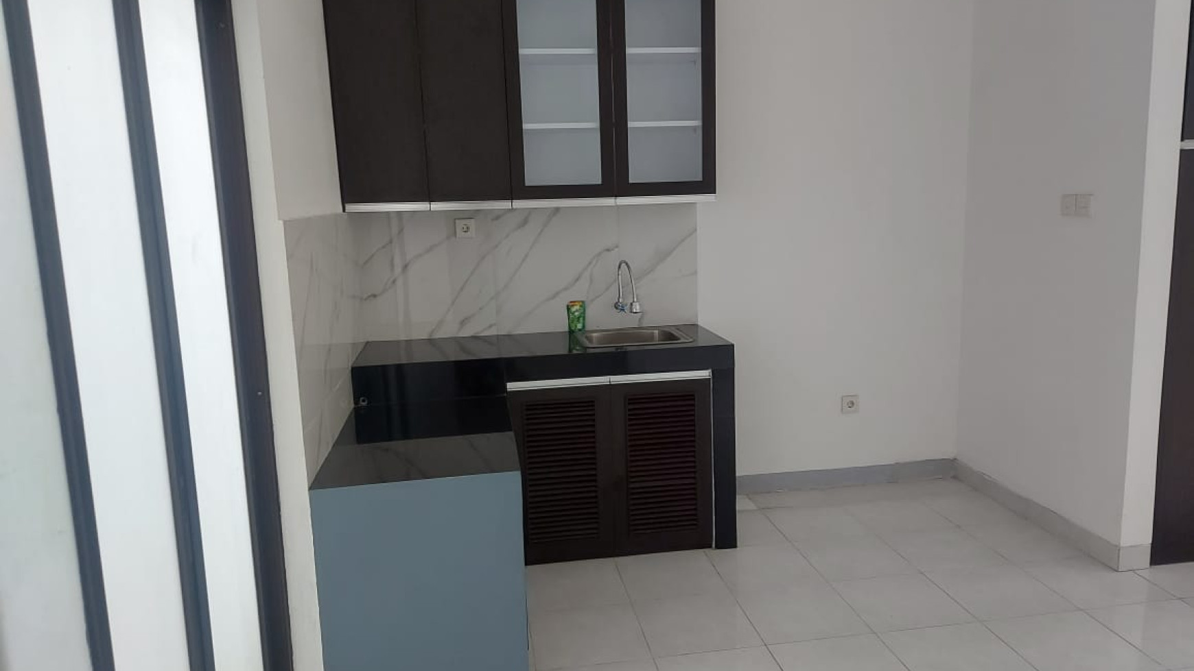 Rumah Siap Huni, Hunian Nyaman dan Asri @Emerald Terrace, Bintaro