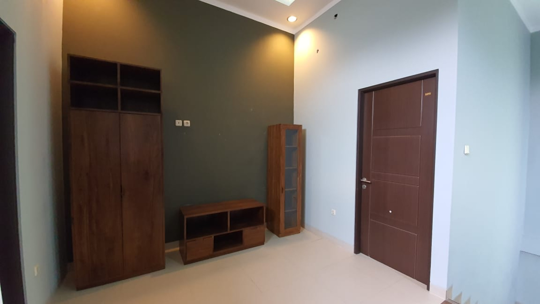 Rumah Siap Huni, Semi Furnished dan Strategis @Pondok Hijau Permai, Bekasi Timur