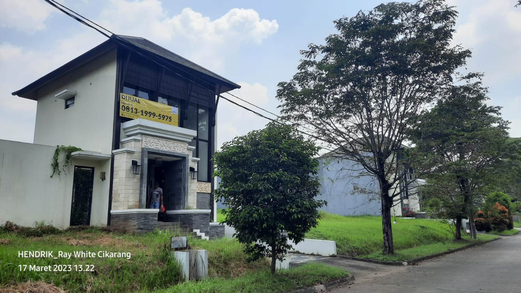 RUMAH BARU DENGAN LAHAN LUAS SUASANA ASRI TAMAN SIMPRUK FOREST GREEN LIPPO CIKARANG