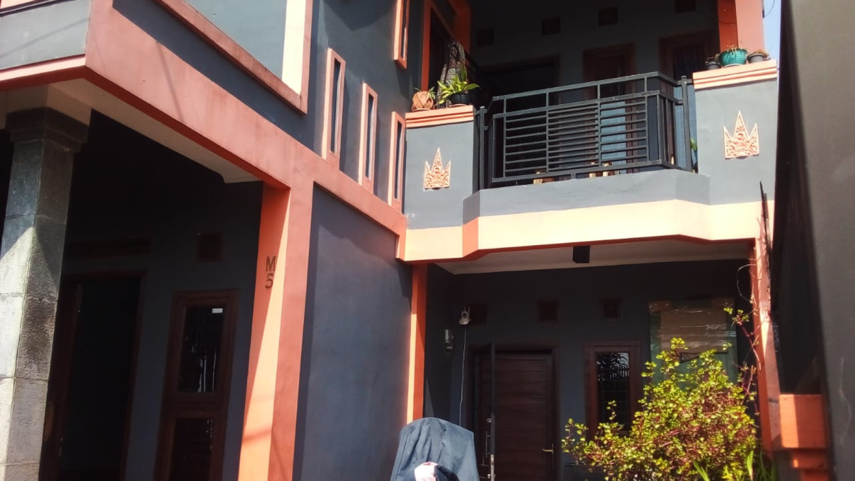 Rumah Cantik di Jl Manglayang Cihanjuang