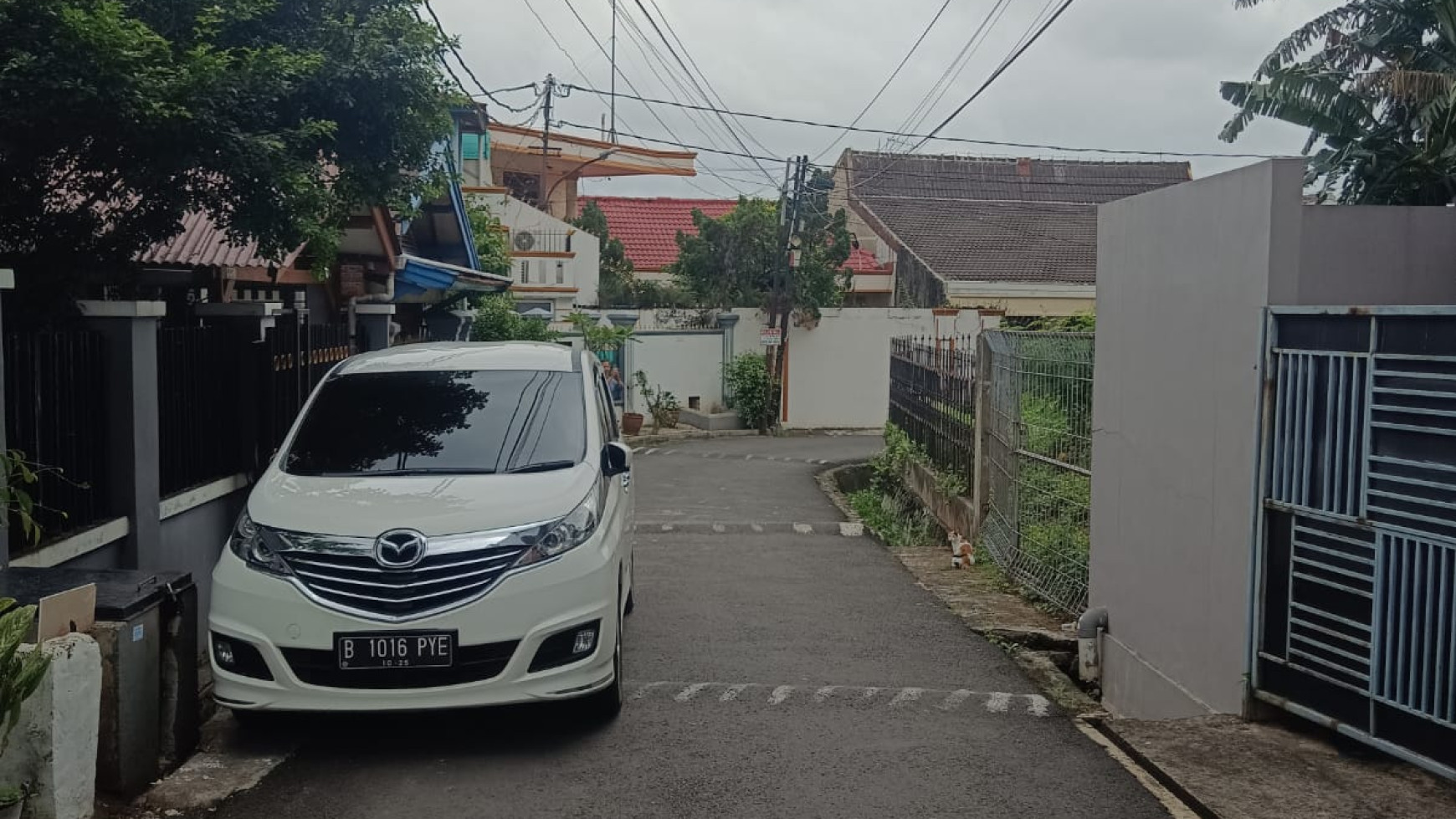 Gedung Siap Pakai Cocok untuk Ruang Usaha di  Kebayoran Lama - Jakarta Selatan 