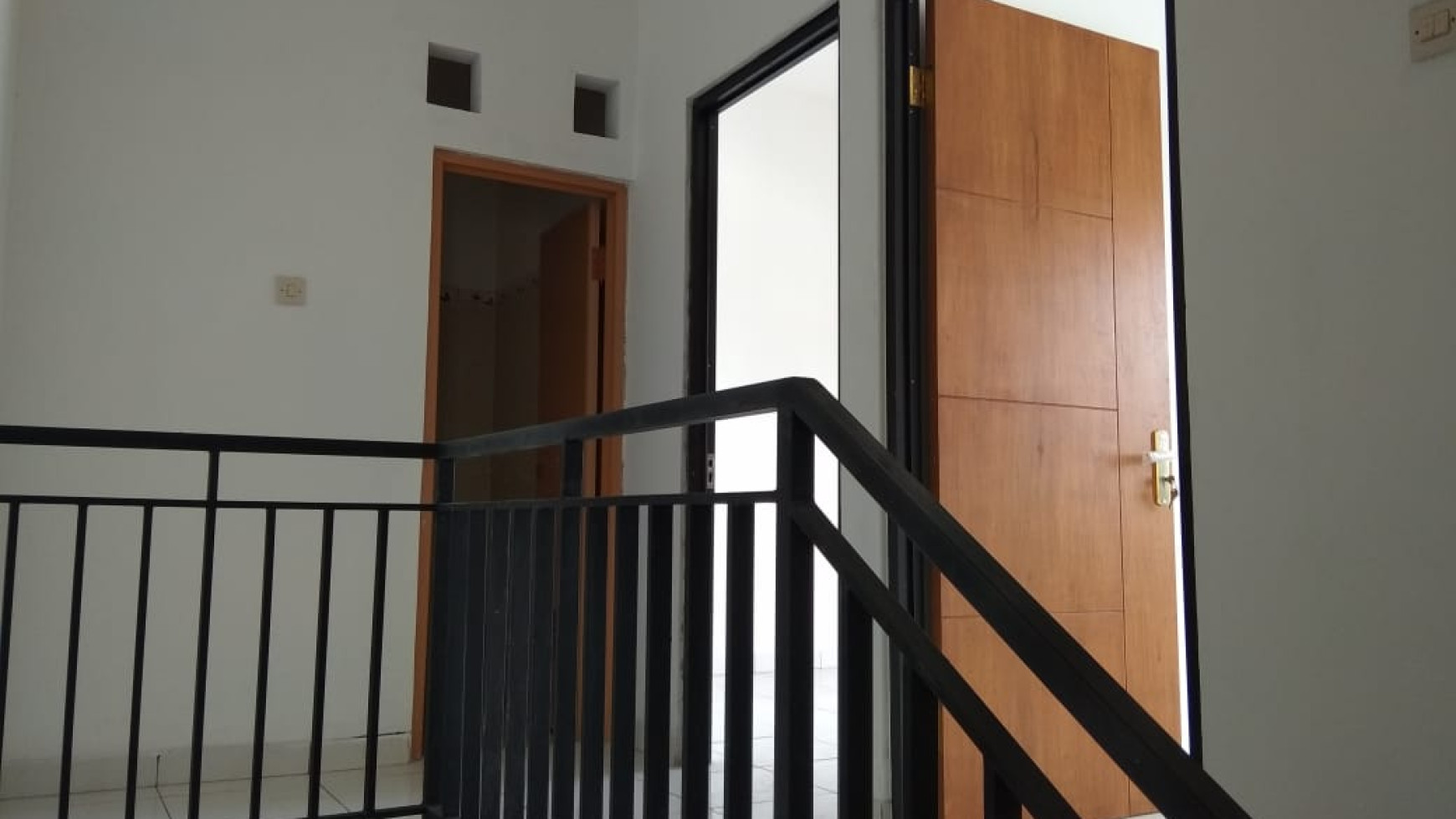 Rumah brand new siap huni di Karawaci 