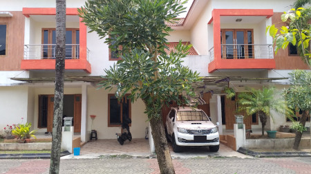 RUMAH MEWAH DALAM PERUMAHAN PREMIUM, PONDOK PERMAI KALIURANG