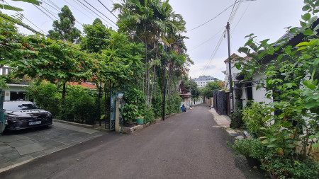 Dijual Rumah di Kemang 