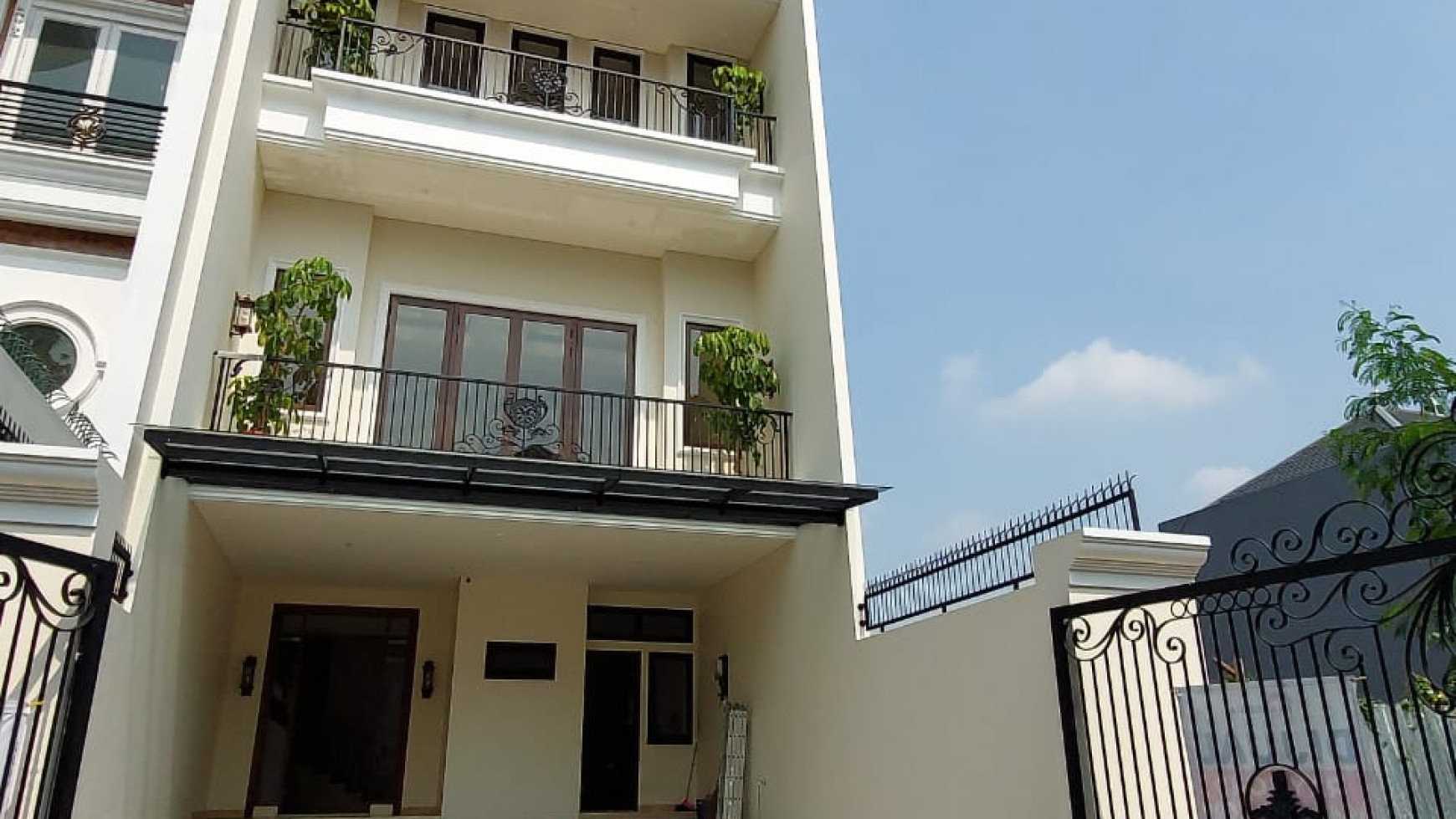 Dijual Rumah di Pondok Indah 