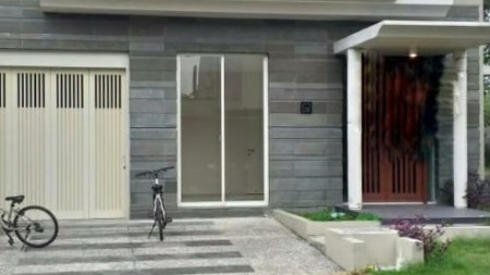 RUMAH MEWAH, SIAP HUNI, DI PERUMAHAN PREMIUM, CITRA SUN GARDEN