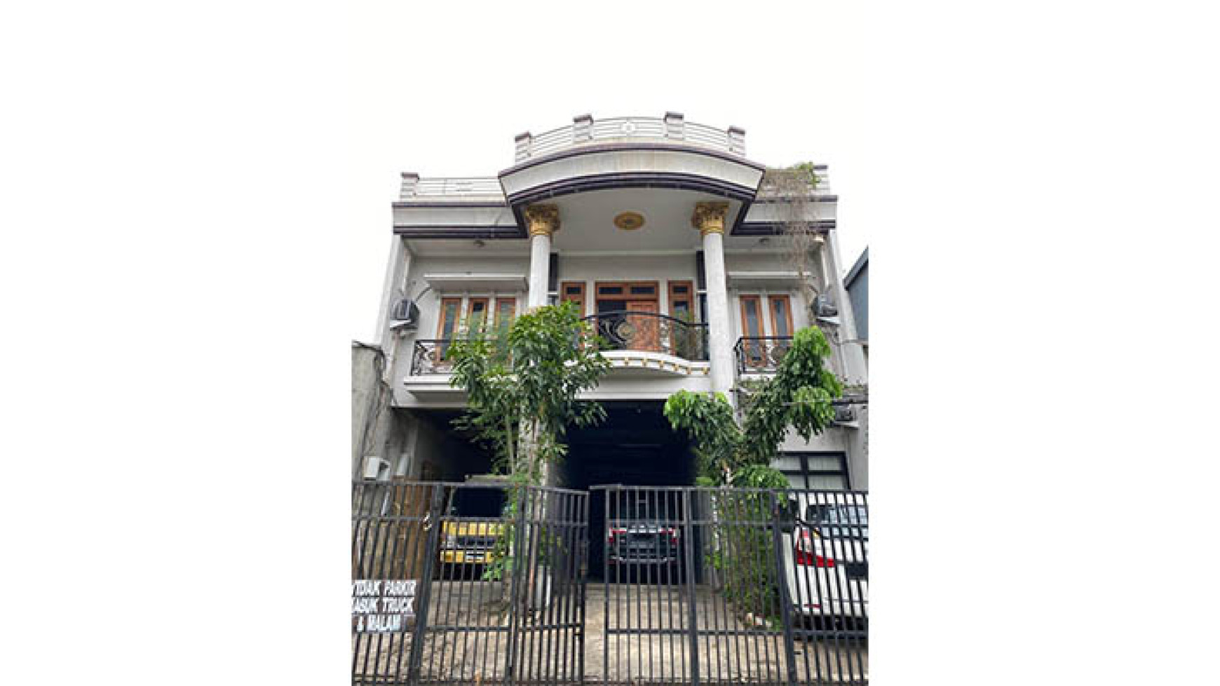 Rumah Jl Waru Doyong, Jatinegara, Luas 240m2