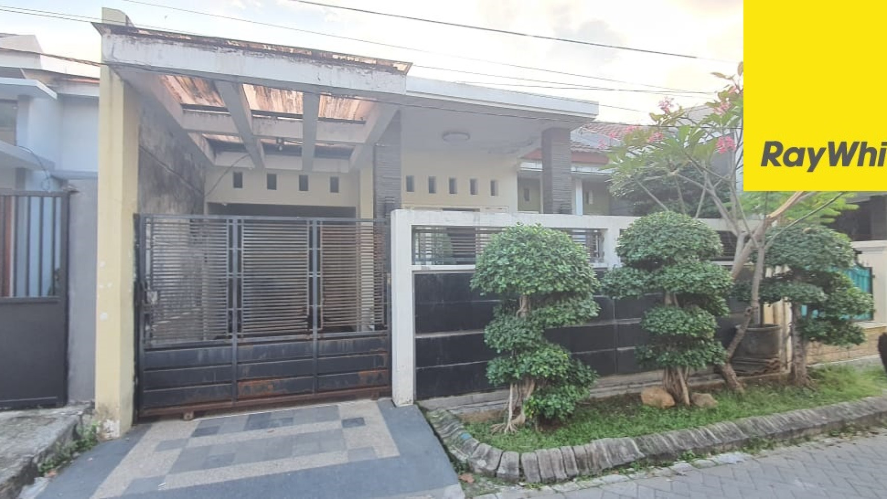 Dijual Murah Rumah SHM di Manukan Luhur Surabaya