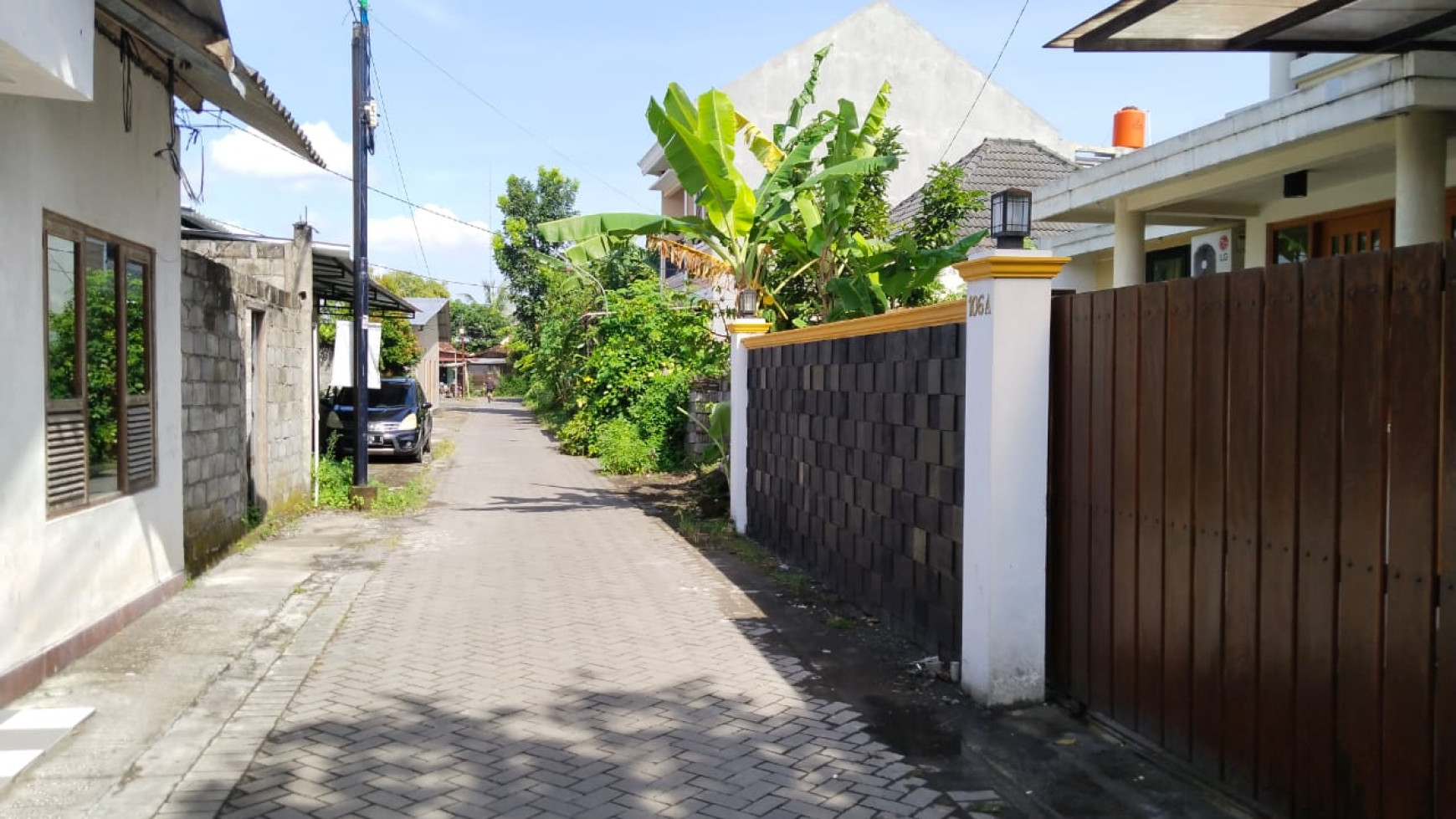 RUMAH MEWAH FURNISH DI JALAN MAGELANG SIAP HUNI