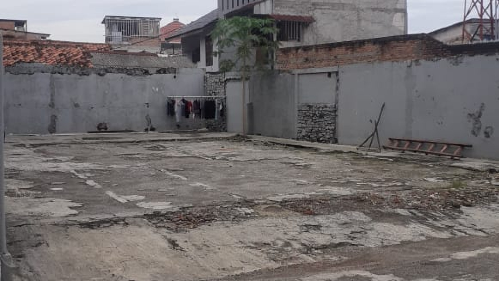 Dijual Rumah Kantor  di Kramat Pela, Kebayoran Baru 