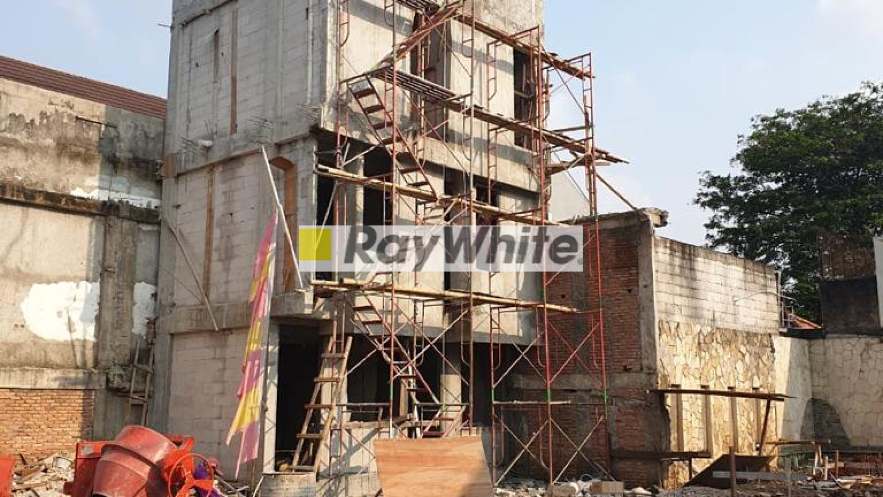 New ApartHouse Harga mulai dari 800 juta, 2 menit ke MRT