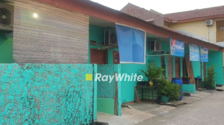 Rumah kontrakan untuk investasi 10 pintu di area Bintaro.