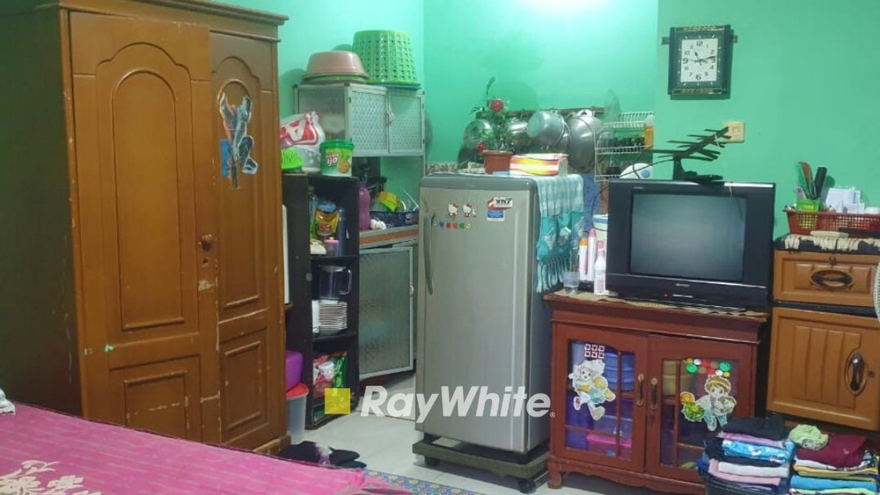 Rumah kontrakan untuk investasi 10 pintu di area Bintaro.