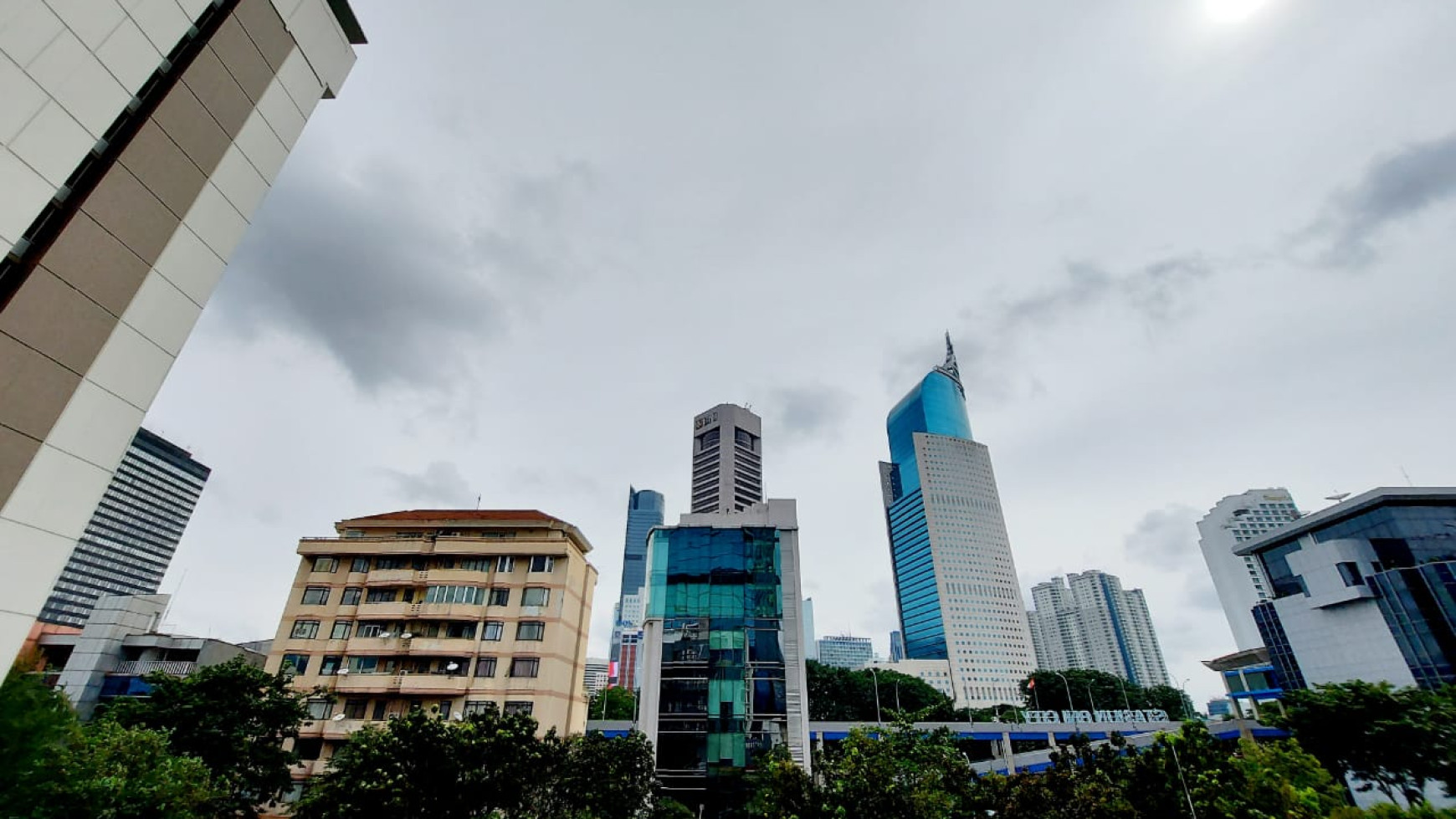 Rumah Sangat Mewah Zona Campuran Lokasi di Thamrin Jakarta Pusat