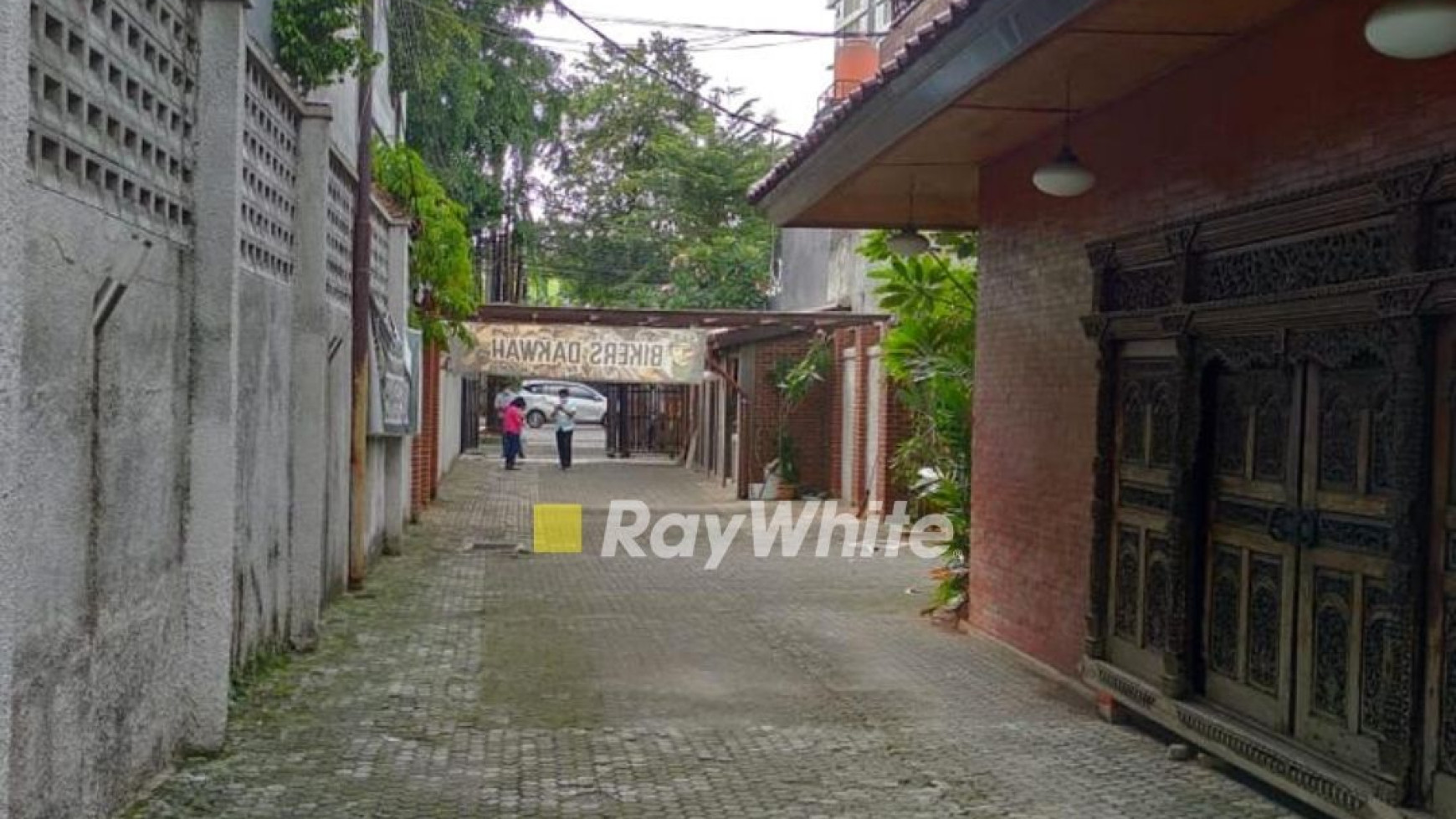 Rumah Pinggir Jalan Ampera Raya Cocok Untuk Tempat Usaha, Harga NJOP