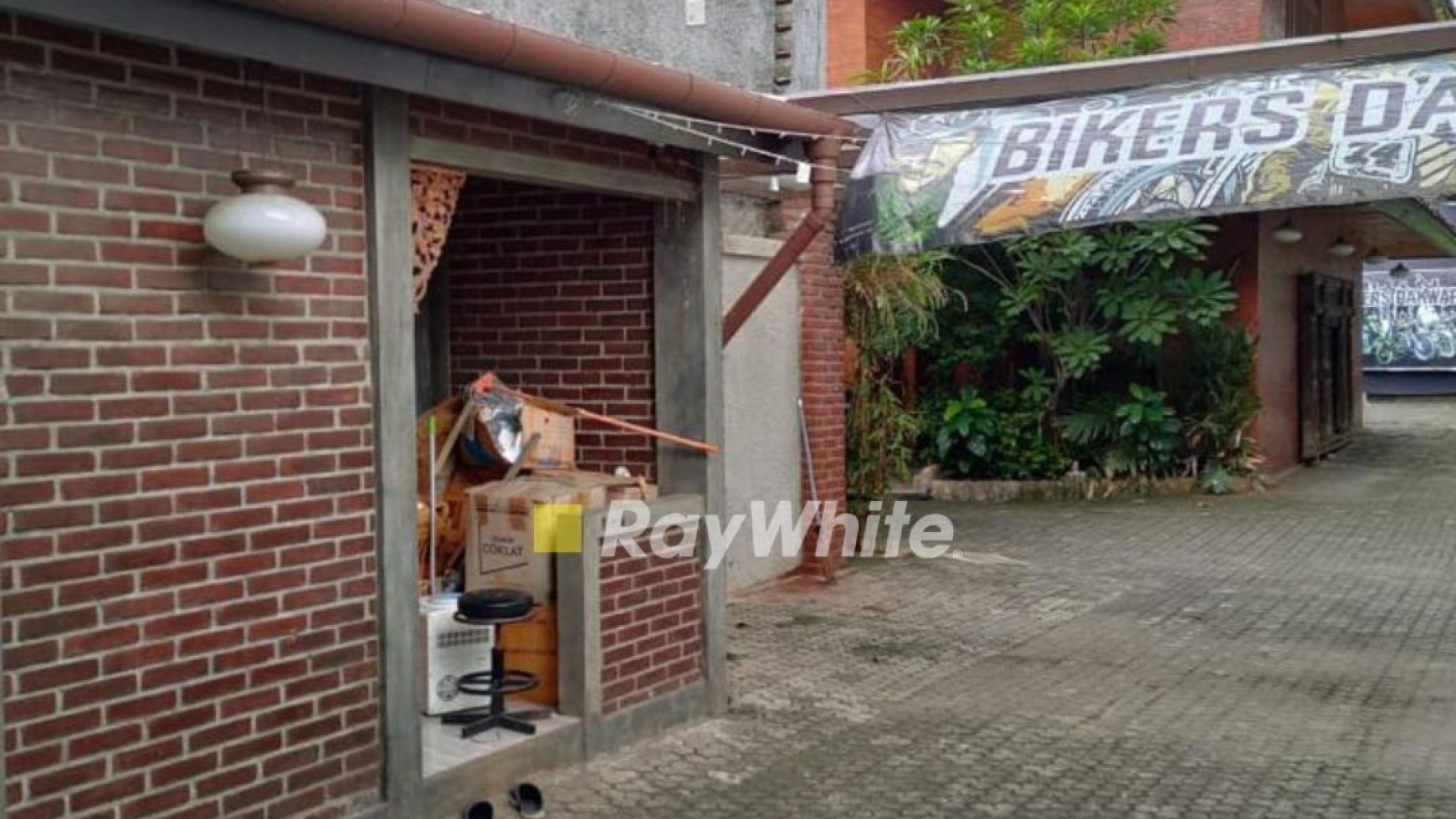 Rumah Pinggir Jalan Ampera Raya Cocok Untuk Tempat Usaha, Harga NJOP