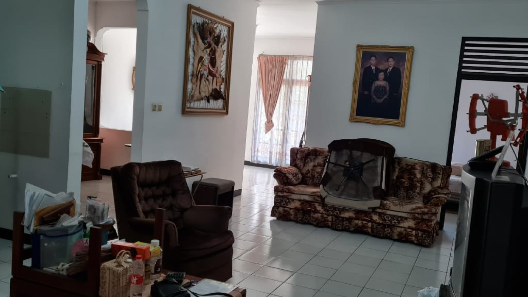 Rumah Terawat Dalam Komplek Elite Di Cinere.