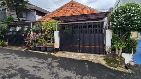 Rumah 1 Lantai siap huni di Jakarta Selatan